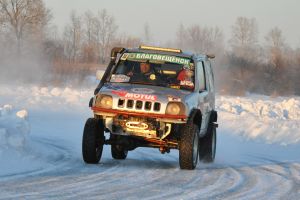 Юра Игнатенко и его Suzuki Jimny - талисман гонки. - subarist.ru